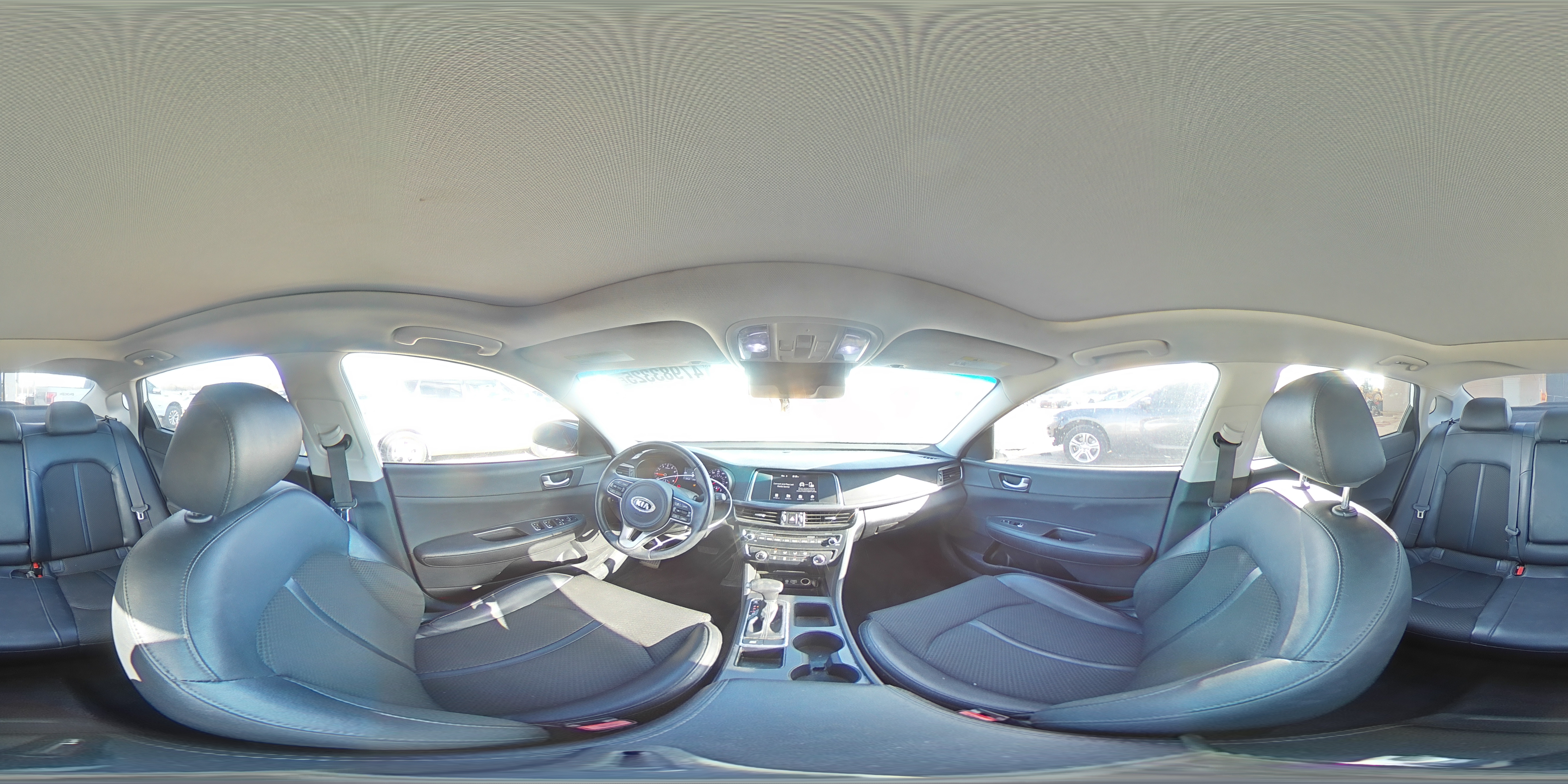 2018 Kia Optima - Image 12