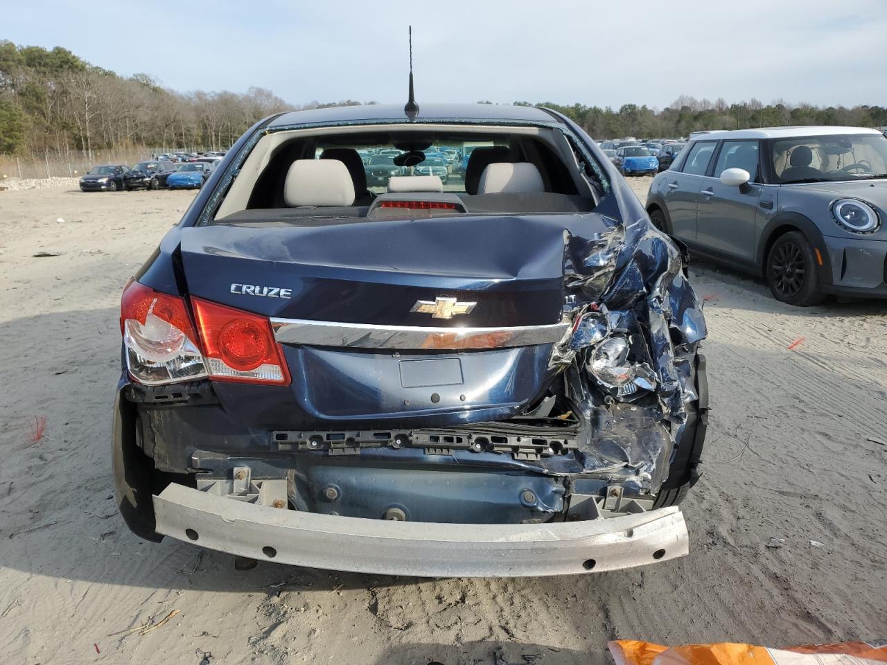 2011 Chevrolet Cruze - Image 6