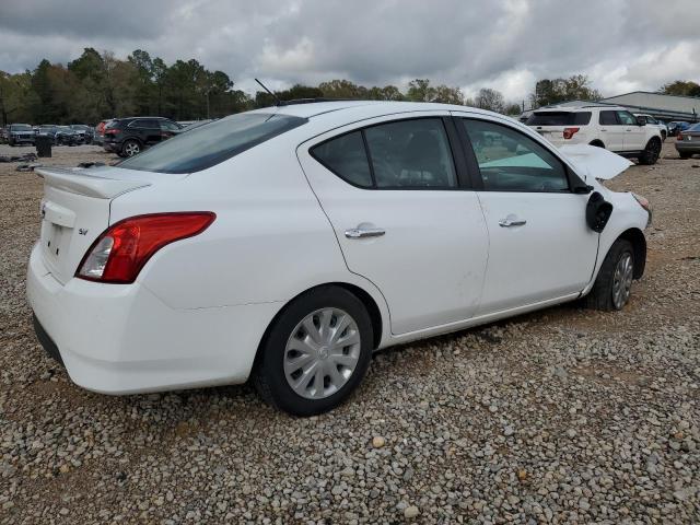  NISSAN VERSA 2019 Biały