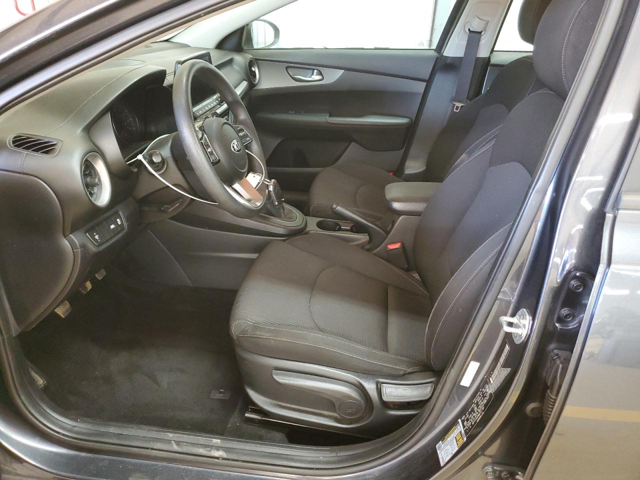 2021 Kia Forte - Image 7