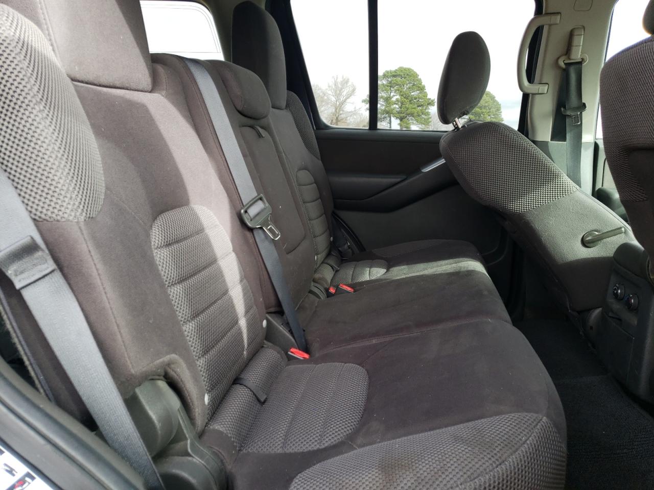 2012 Nissan Pathfinder - Image 11