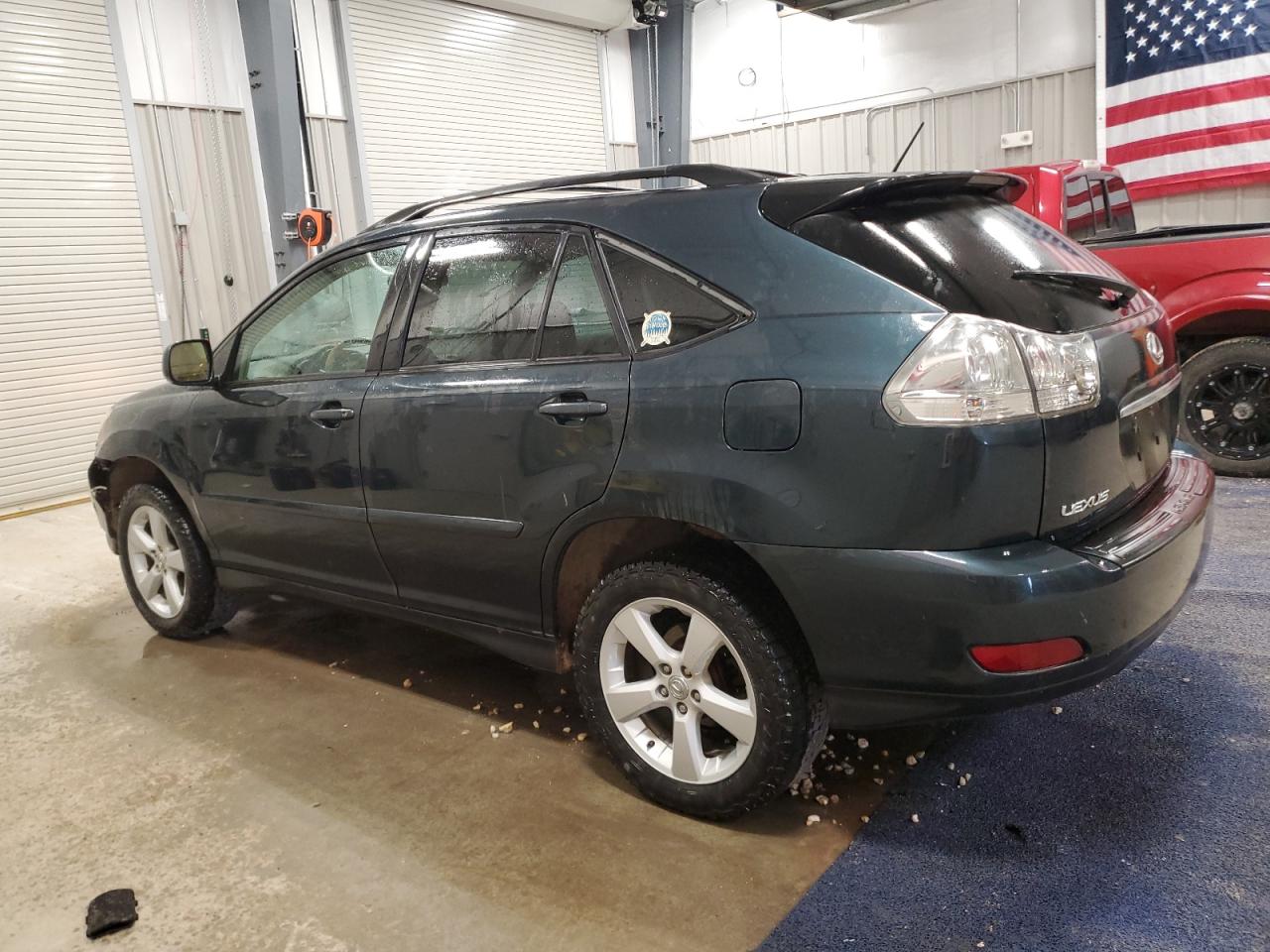 2005 Lexus RX - Image 2