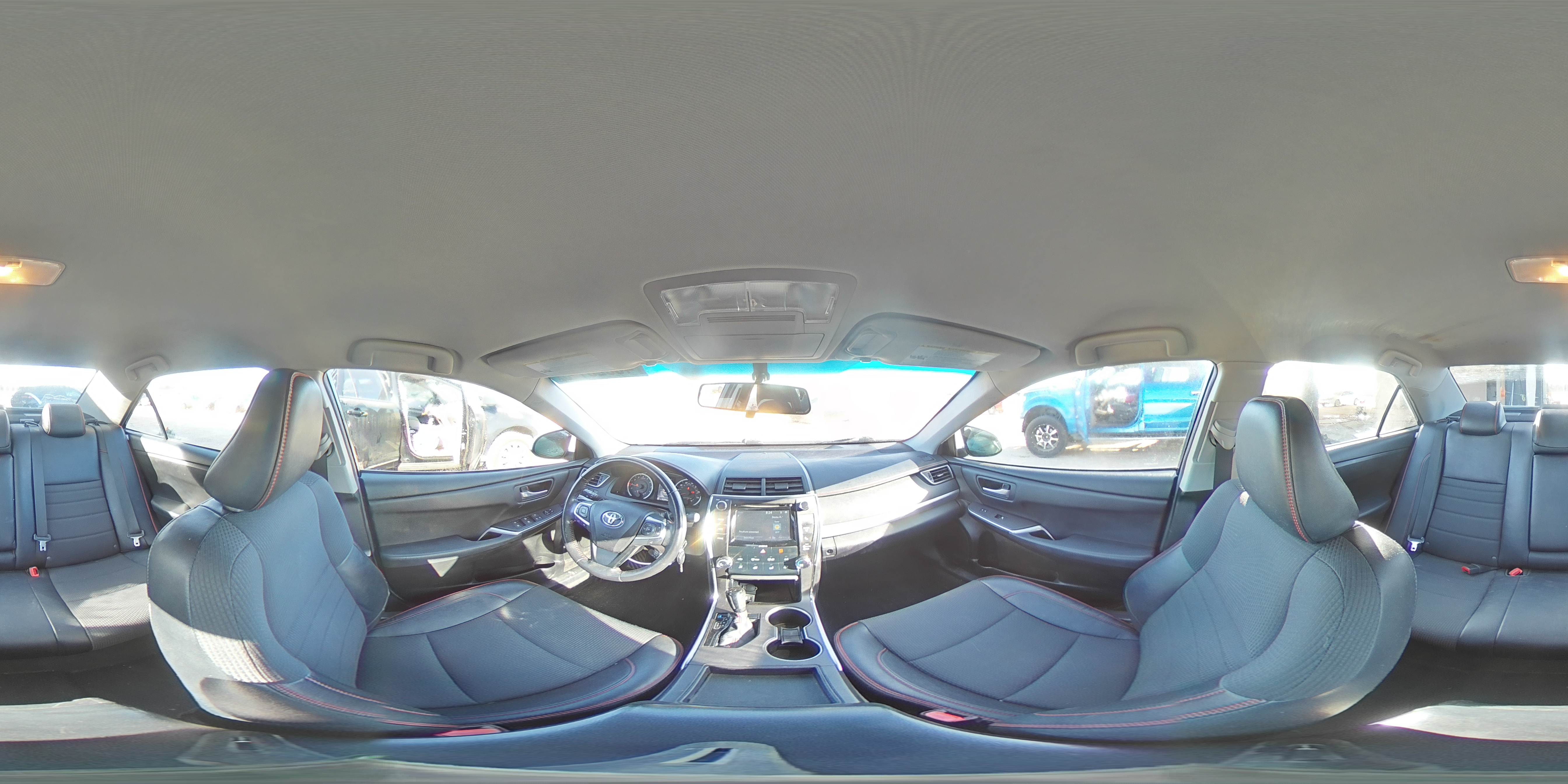 2016 Toyota Camry - Image 14