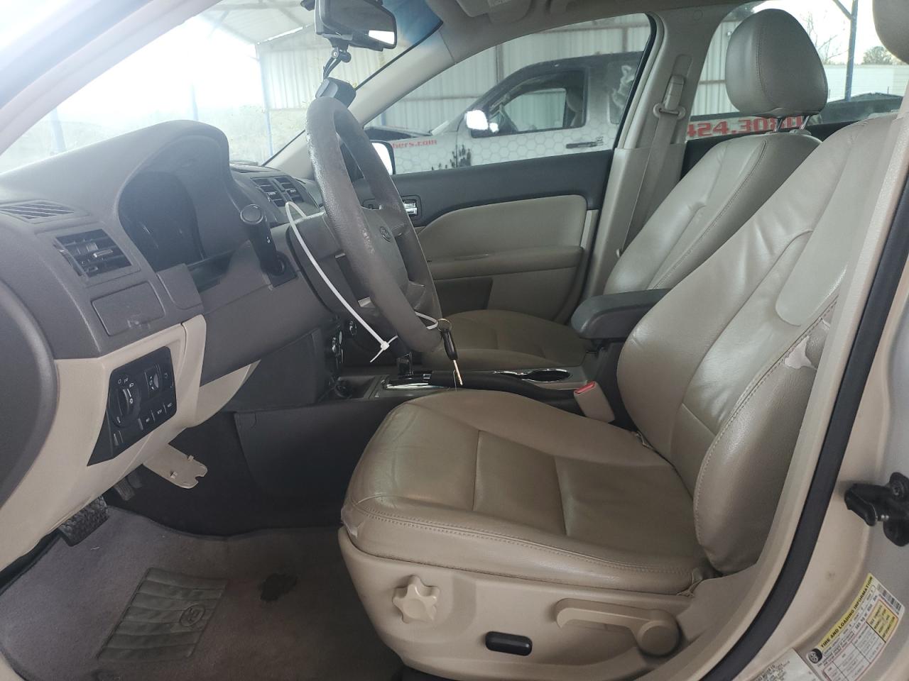 2010 Ford Fusion - Image 7