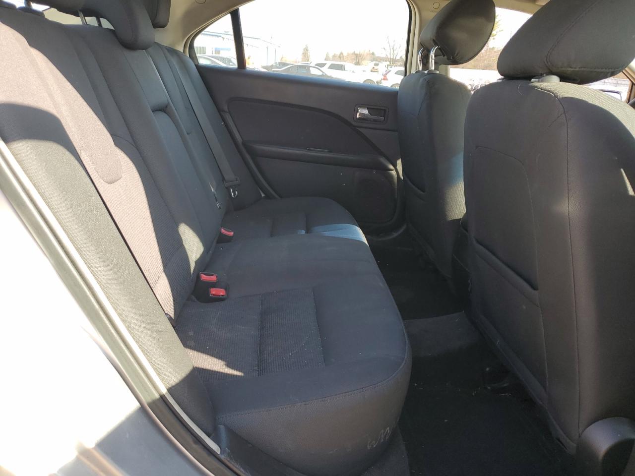 2012 Ford Fusion - Image 11