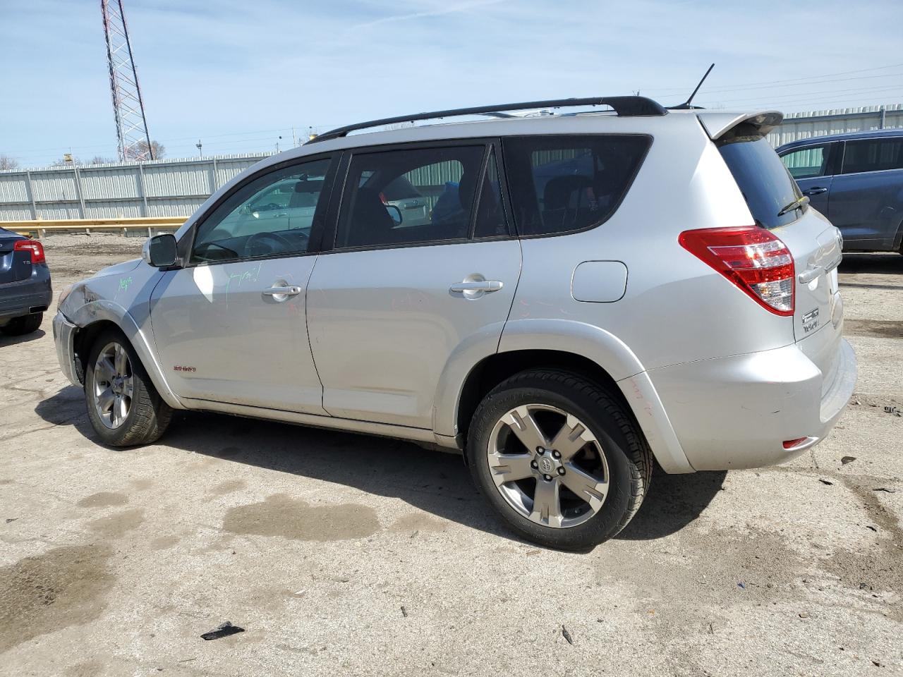 2010 Toyota RAV 4 - Image 2