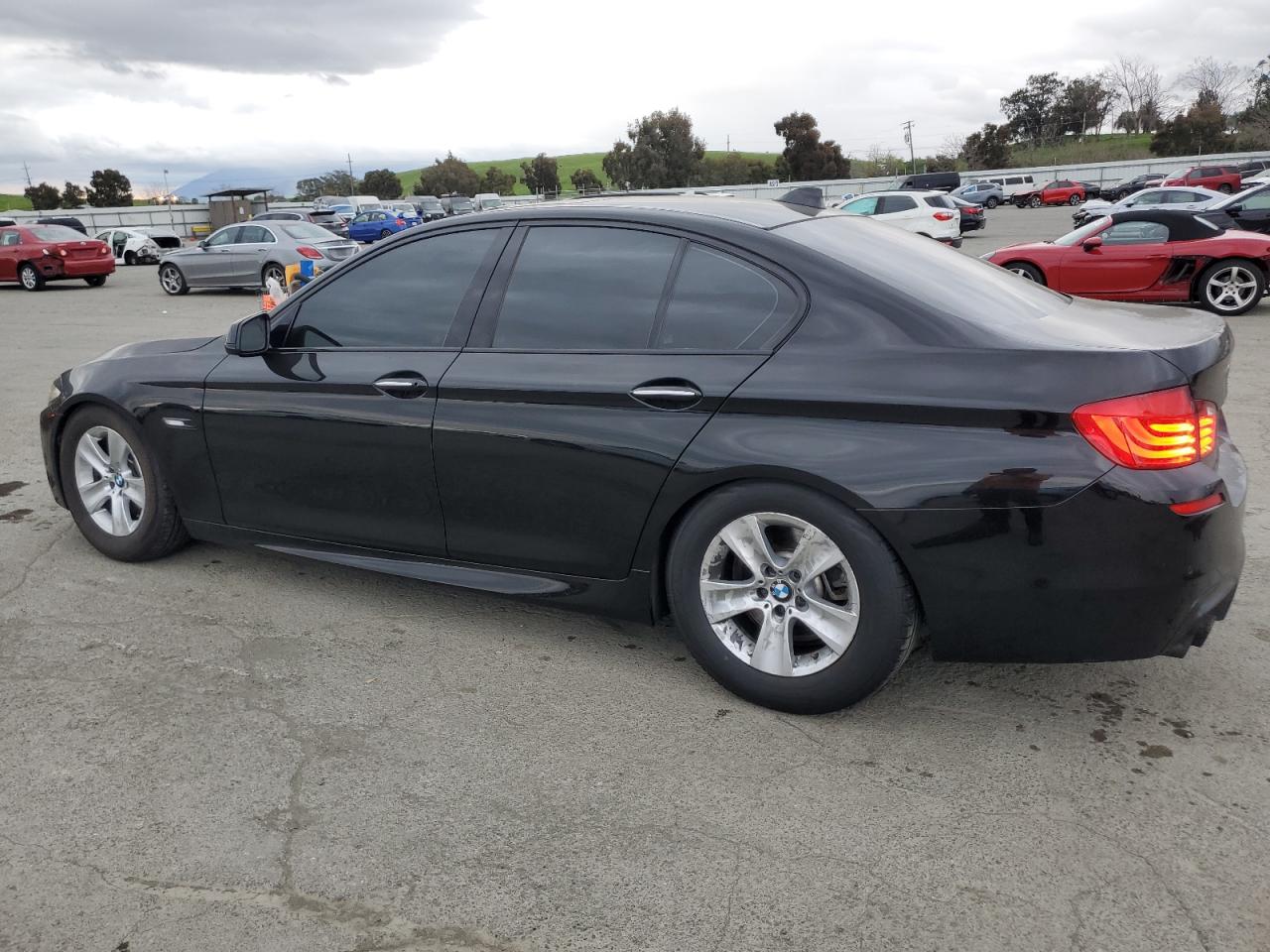 2011 BMW 5er - Image 2