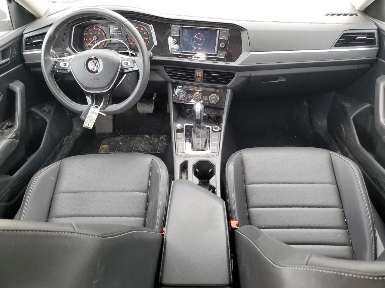 2021 Volkswagen Jetta - Image 8