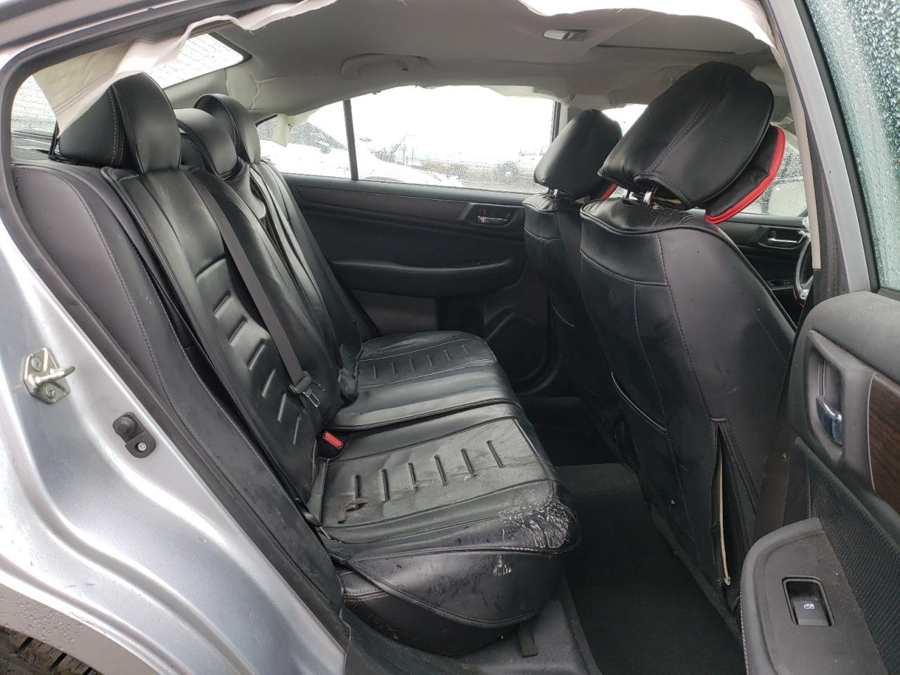 2017 Subaru Legacy - Image 12