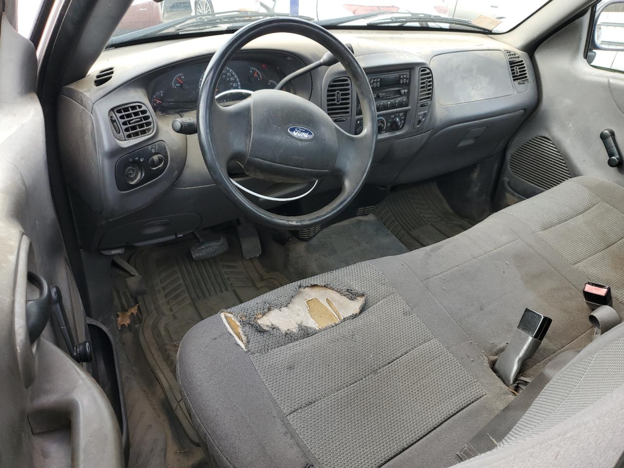 2004 Ford F-150 - Image 8