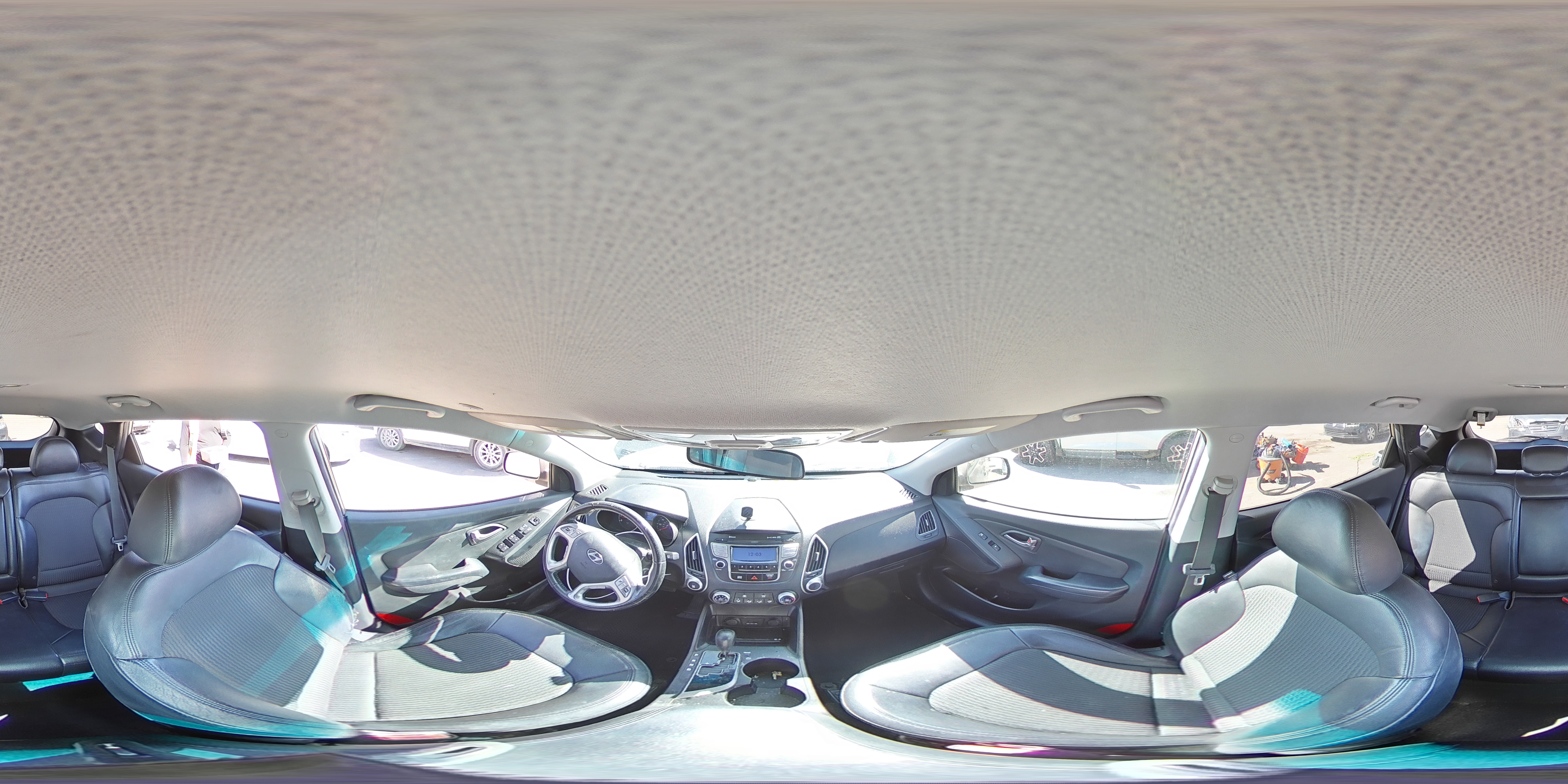 2012 Hyundai Tucson - Image 14