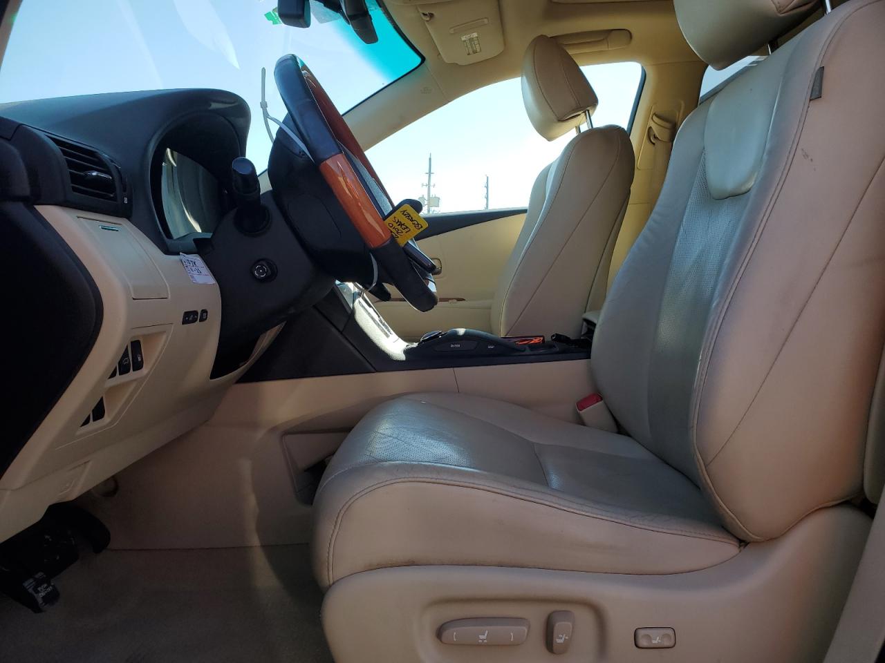 2010 Lexus RX - Image 7