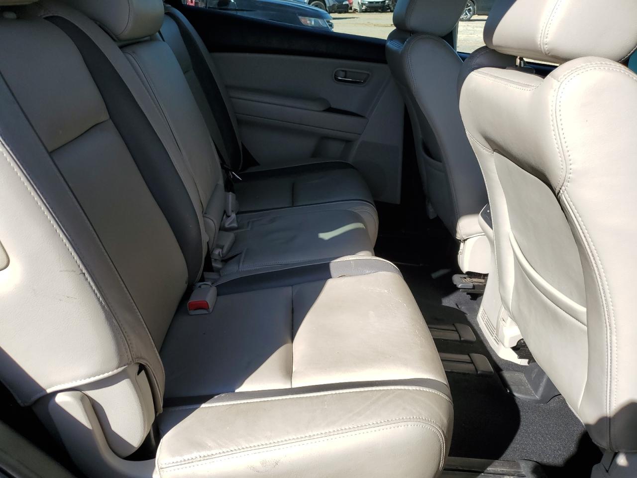 2012 Mazda CX-9 - Image 11