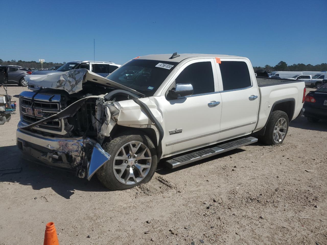 2015 GMC Sierra - Image 1