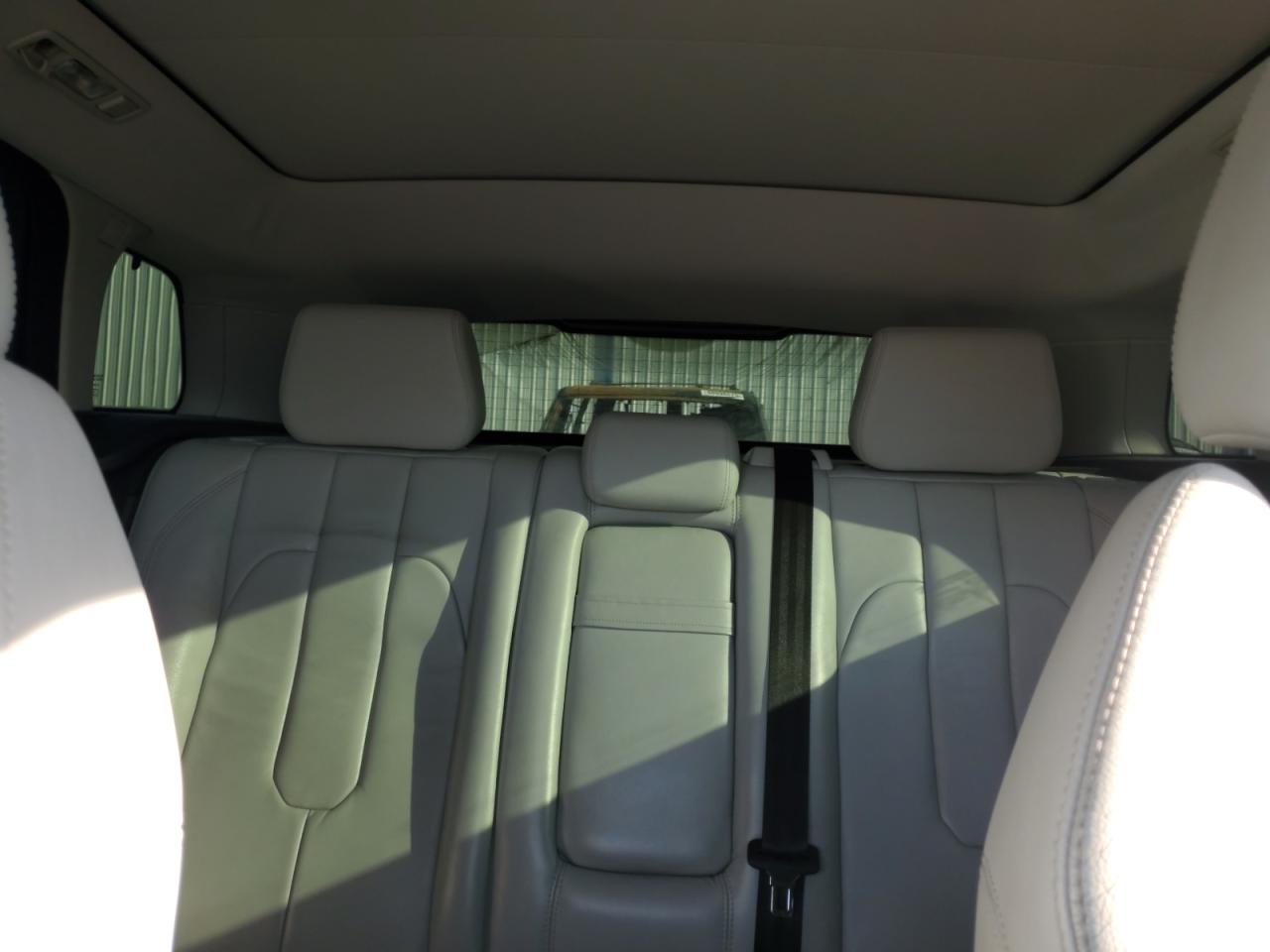 2013 Land Rover Range Rover - Image 10