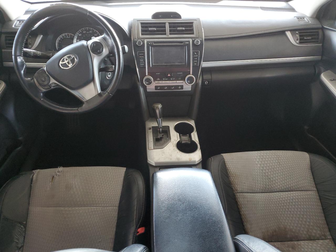 4t1bf1fk2eu753174 4T1BF1FK2EU753174 2014 Toyota Camry L