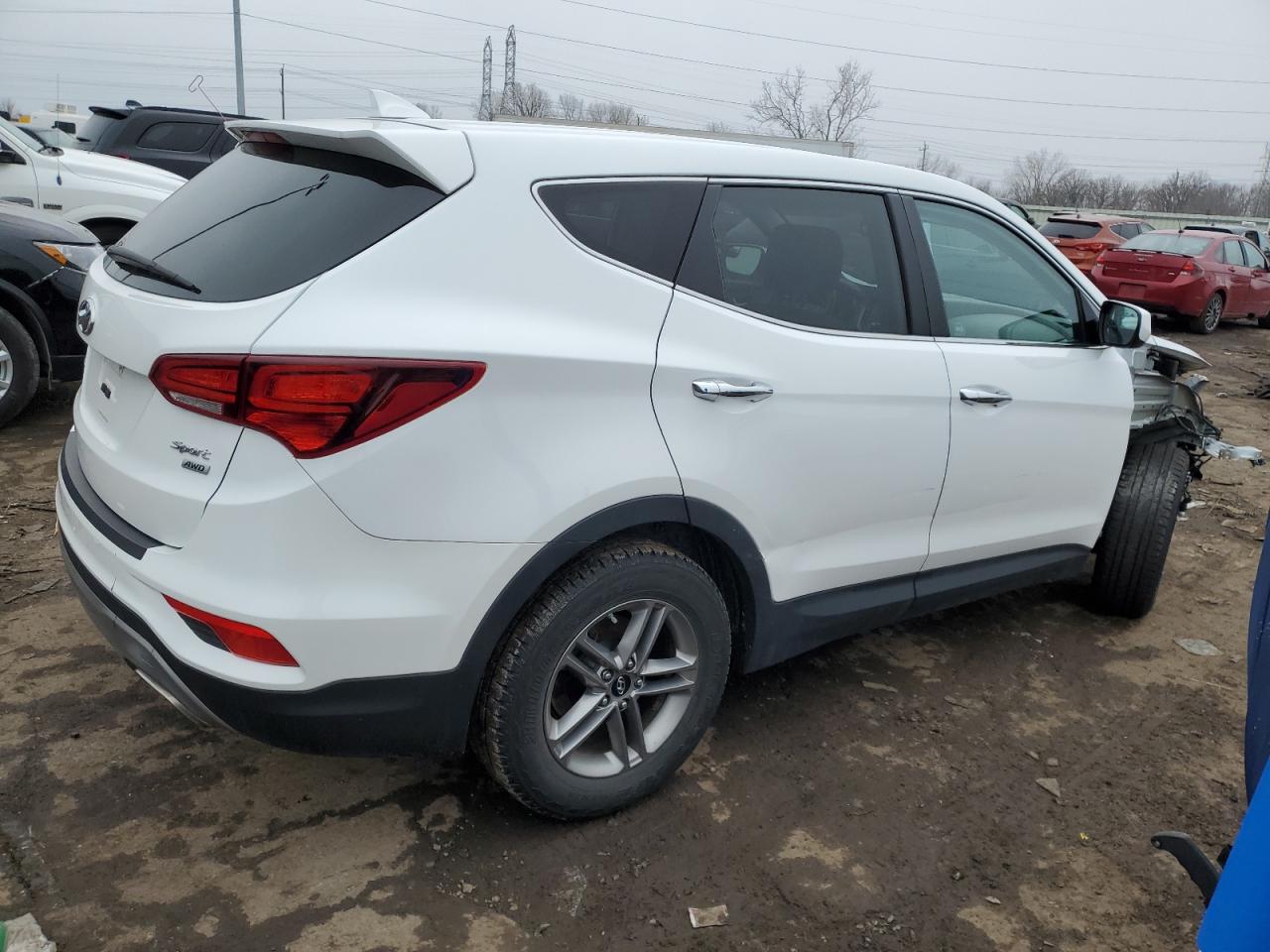 2017 Hyundai Santa Fe - Image 3