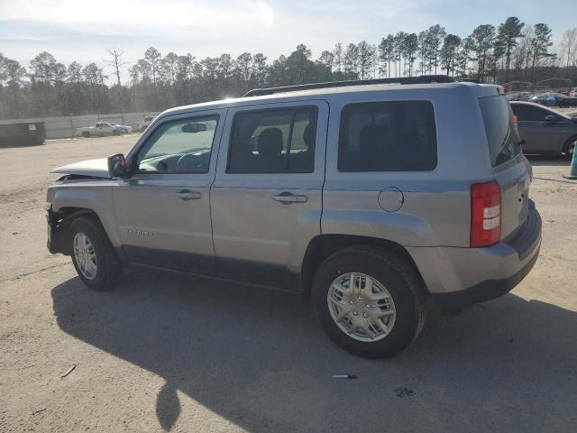  JEEP PATRIOT 2016 Srebrny