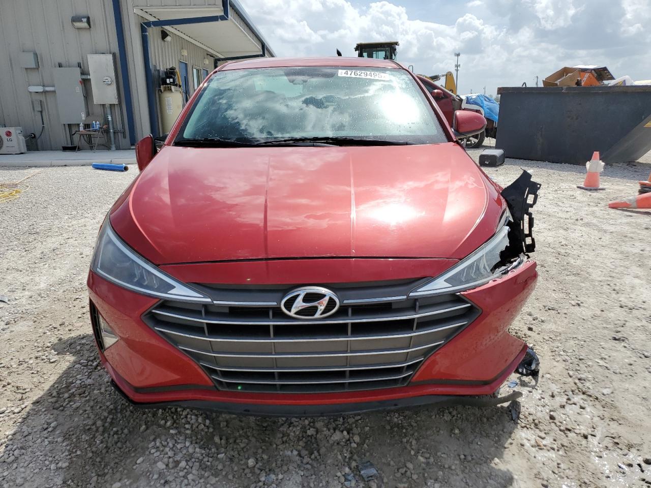 2019 Hyundai Elantra - Image 5