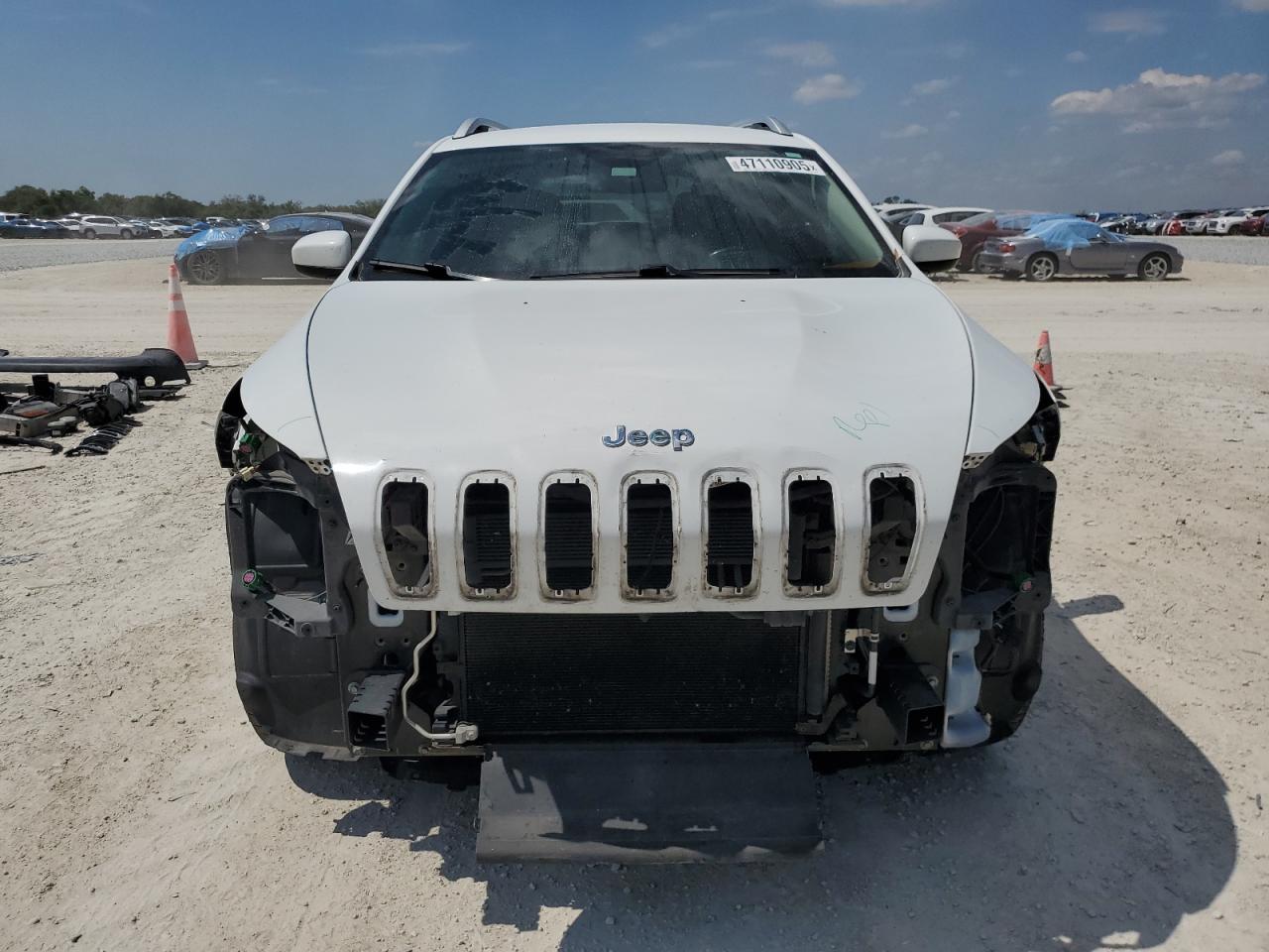 2015 Jeep Grand Cherokee - Image 5