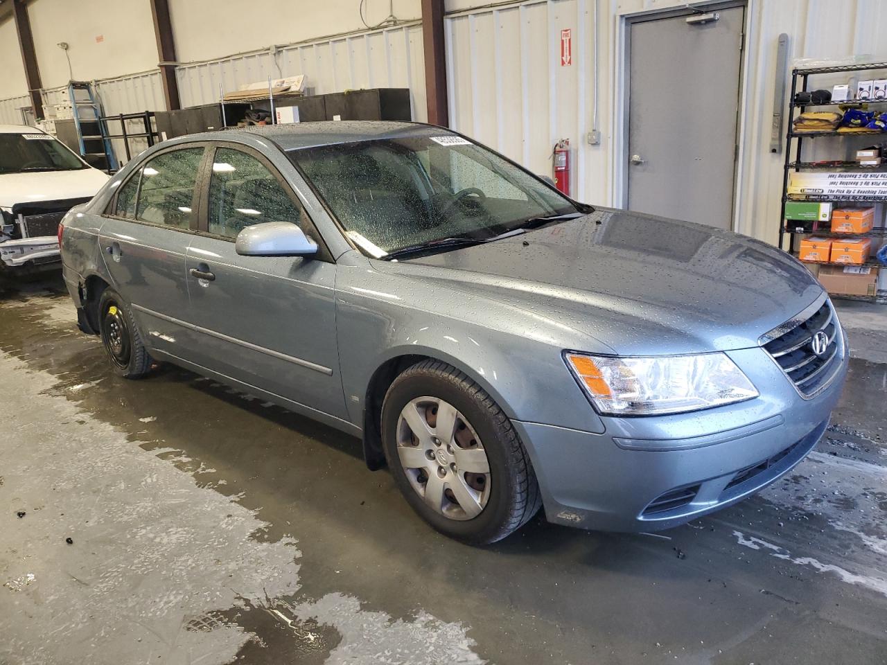 2009 Hyundai Sonata - Image 4