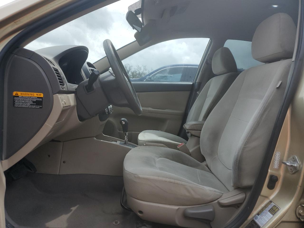 2009 Kia Spectra - Image 7