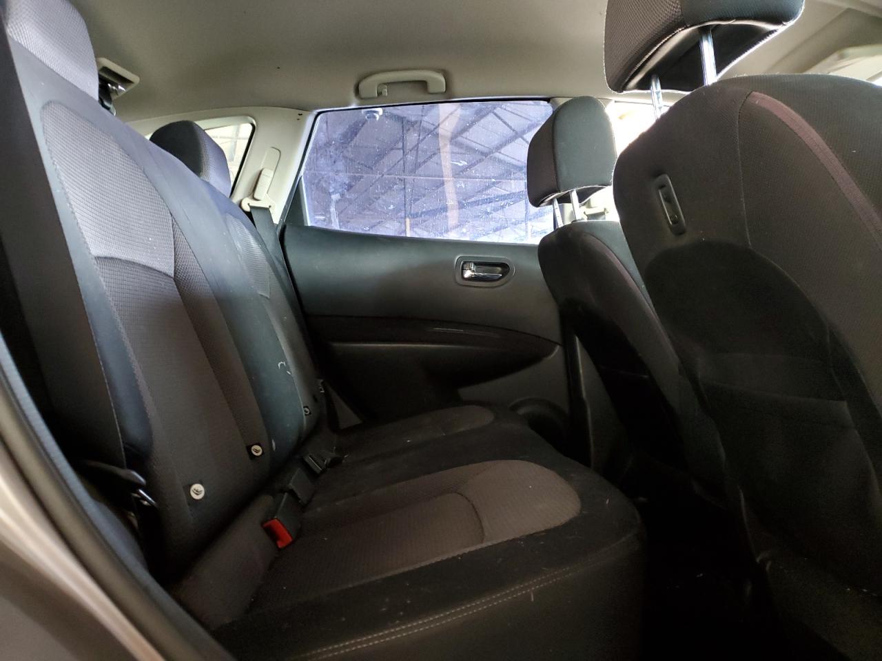 2009 Nissan Rogue - Image 10