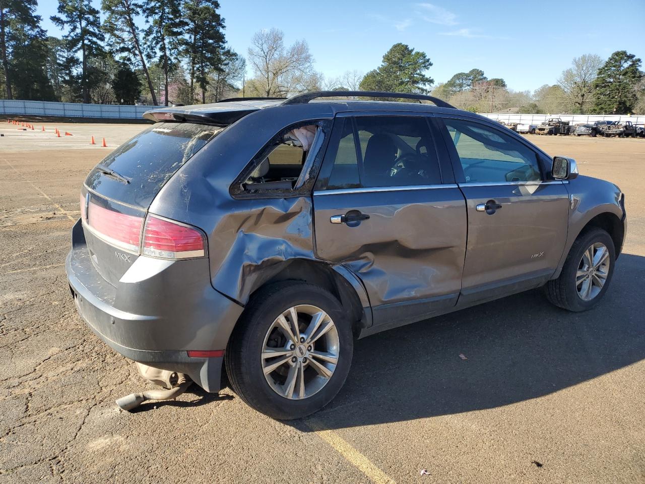 2010 Lincoln MKX - Image 3