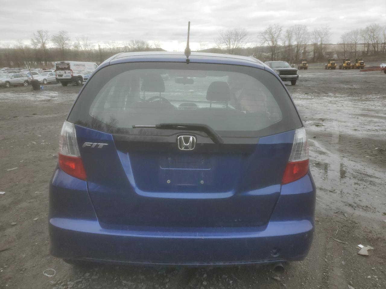 2013 Honda Fit - Image 6