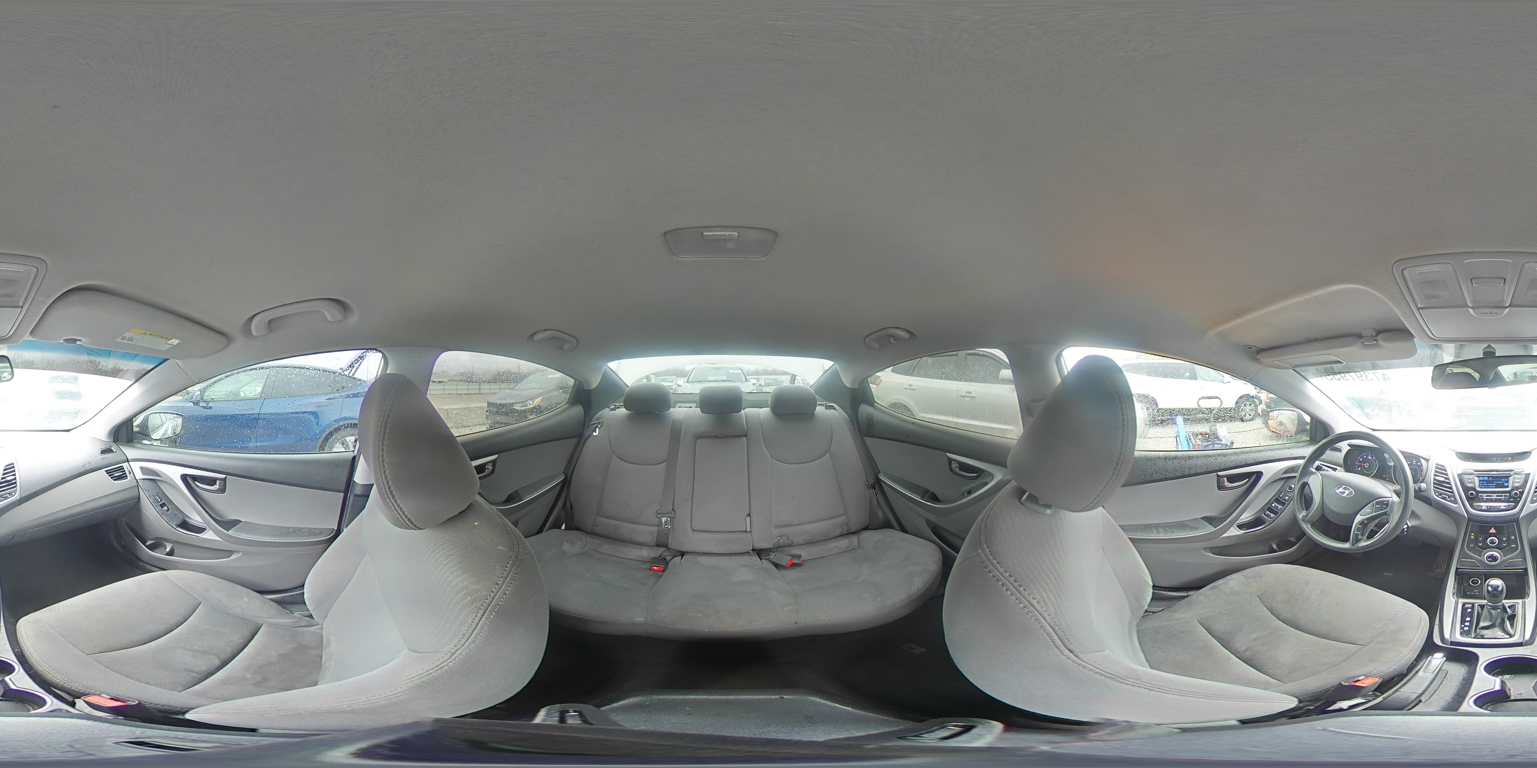 2015 Hyundai Elantra - Image 15