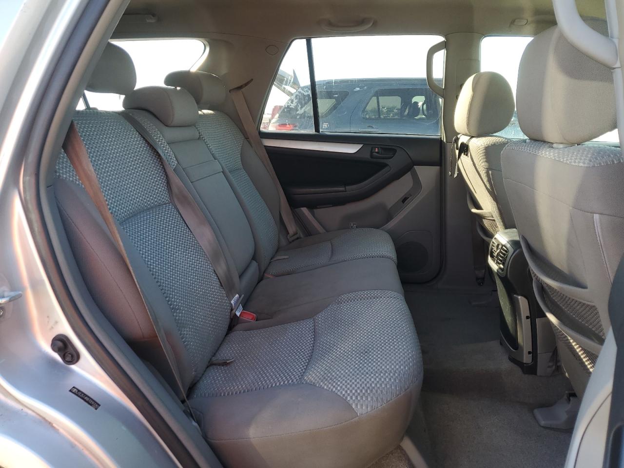 2007 Toyota 4Runner - Image 11