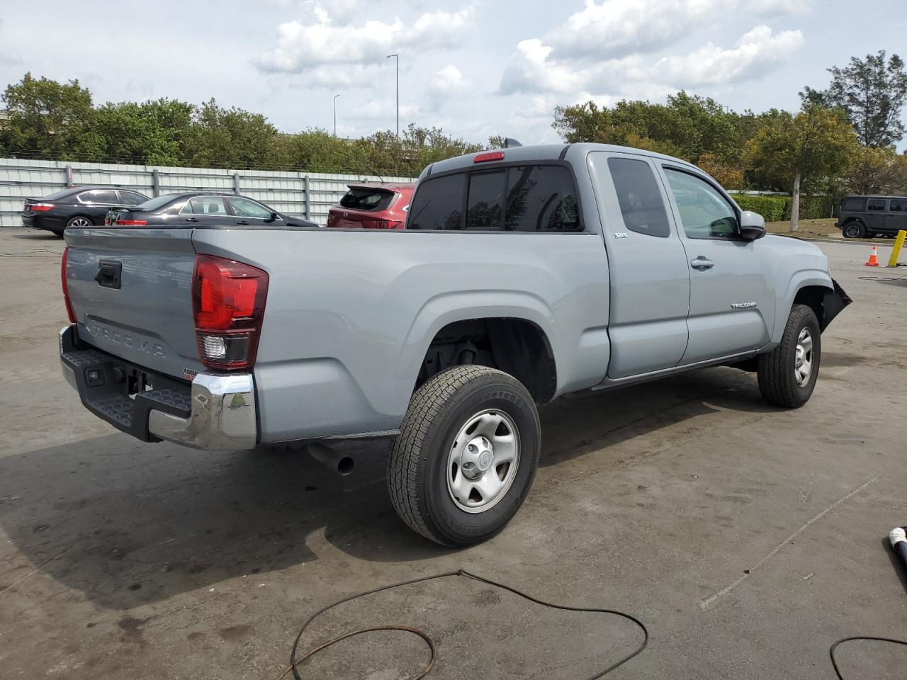 2021 Toyota Tacoma - Image 3