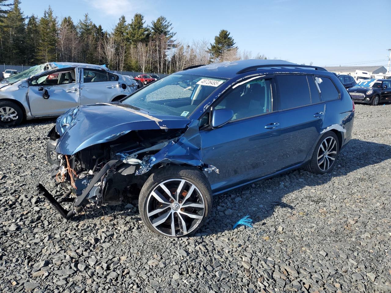 2017 Volkswagen Golf - Image 1