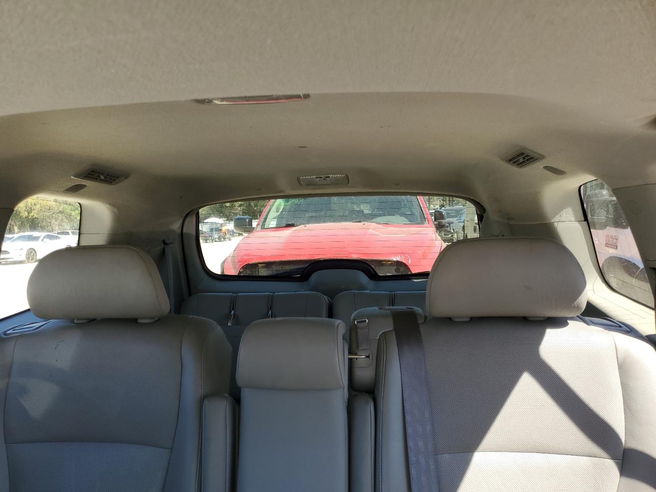2013 Toyota Highlander - Image 10
