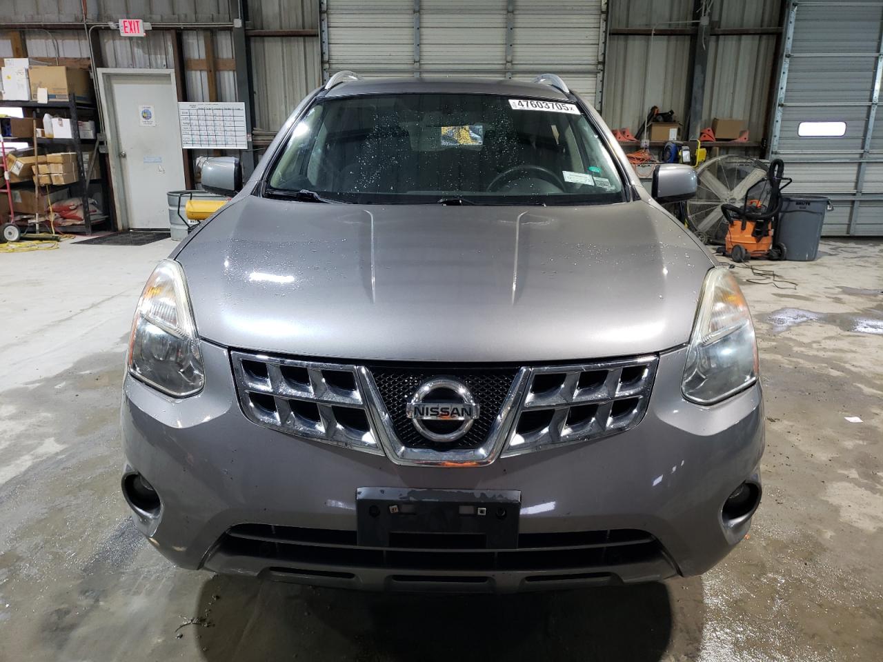 2013 Nissan Rogue - Image 5