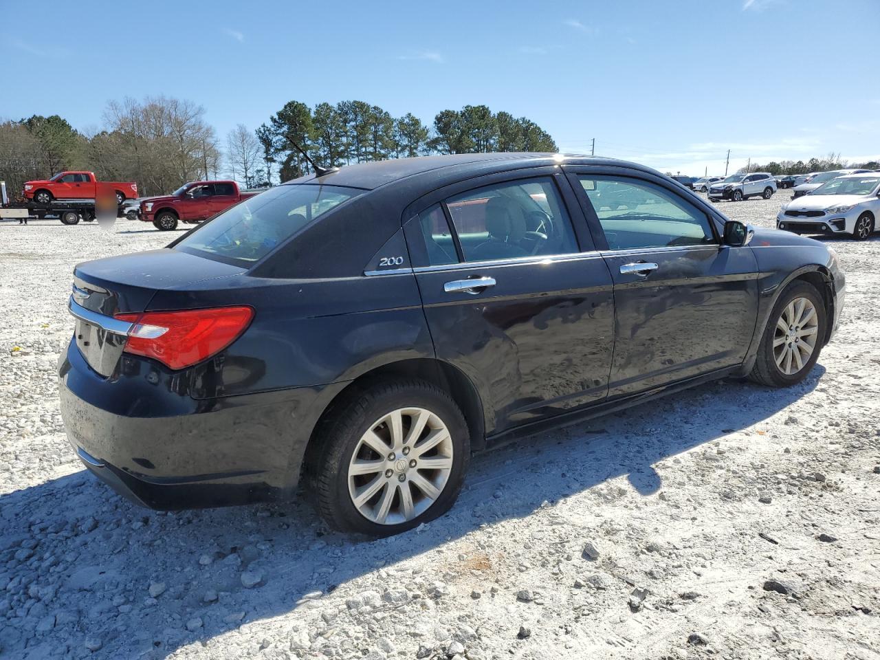 2014 Chrysler 200 - Image 3