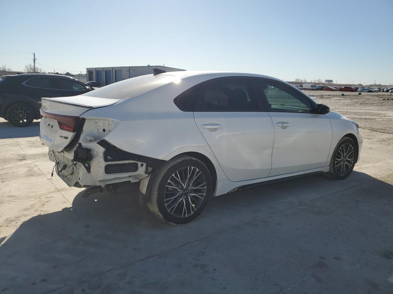 2023 Kia Forte - Image 3