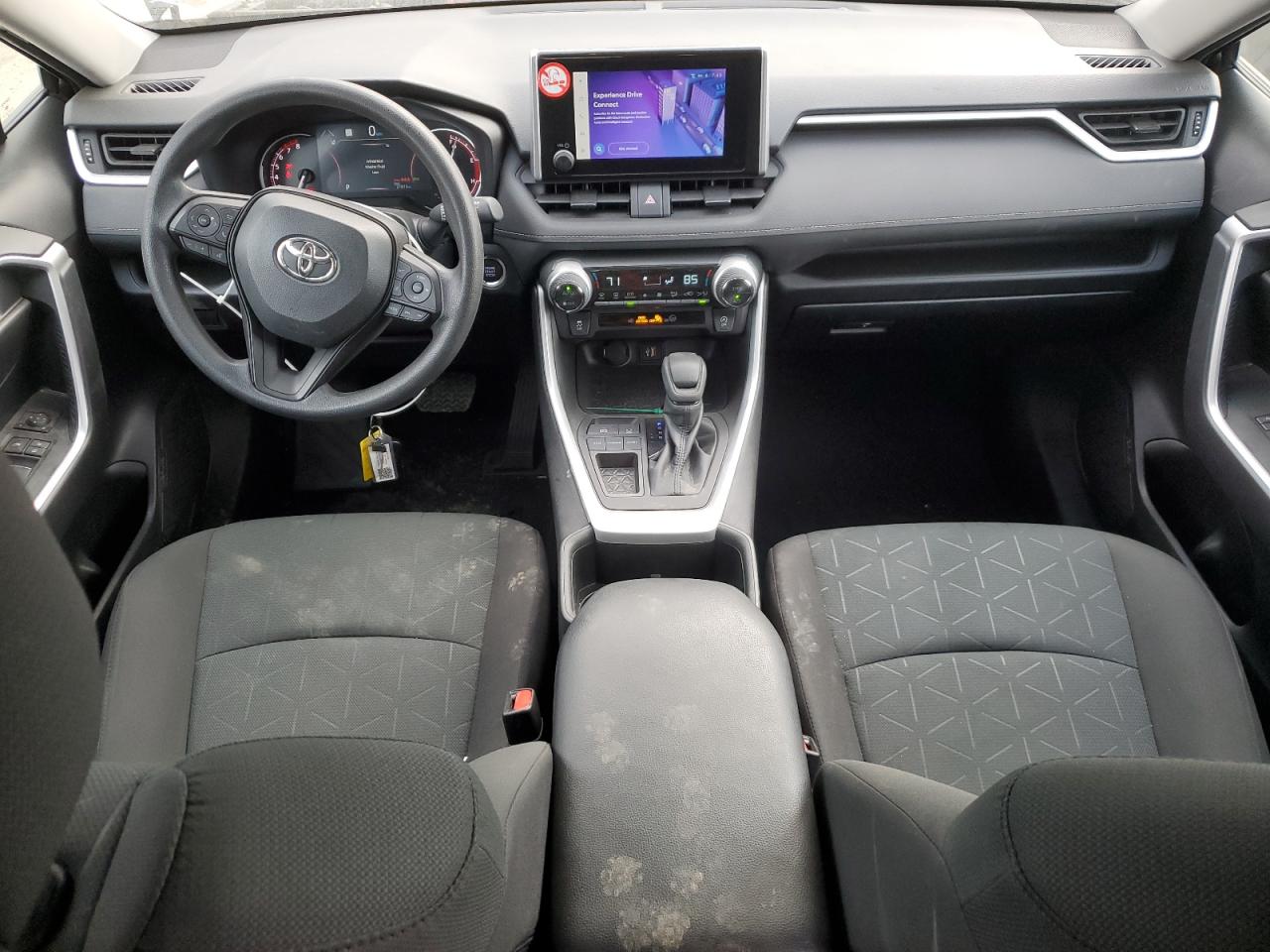 2023 Toyota RAV 4 - Image 8
