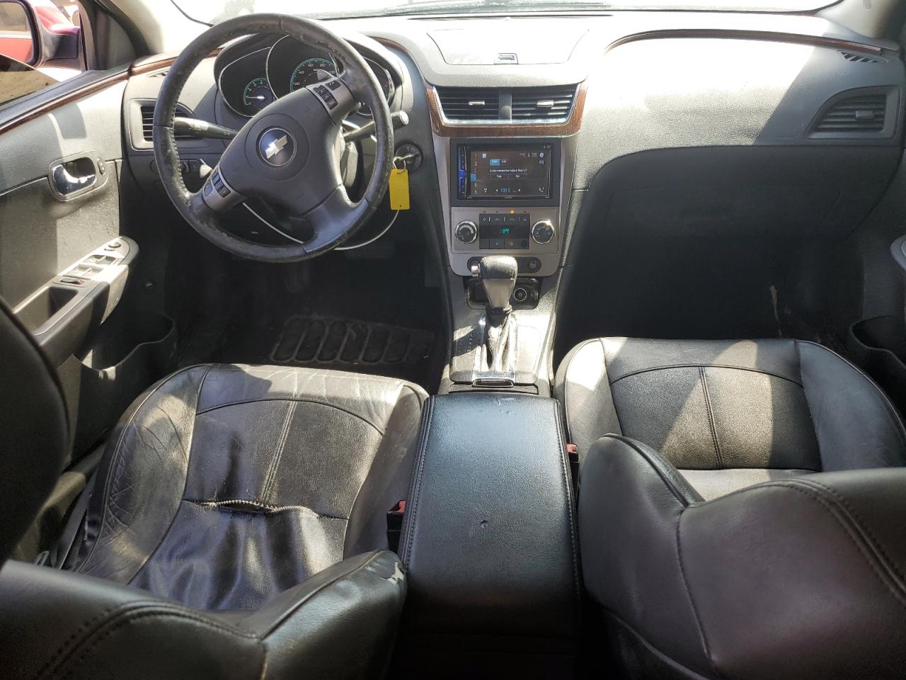 2010 Chevrolet Malibu - Image 8