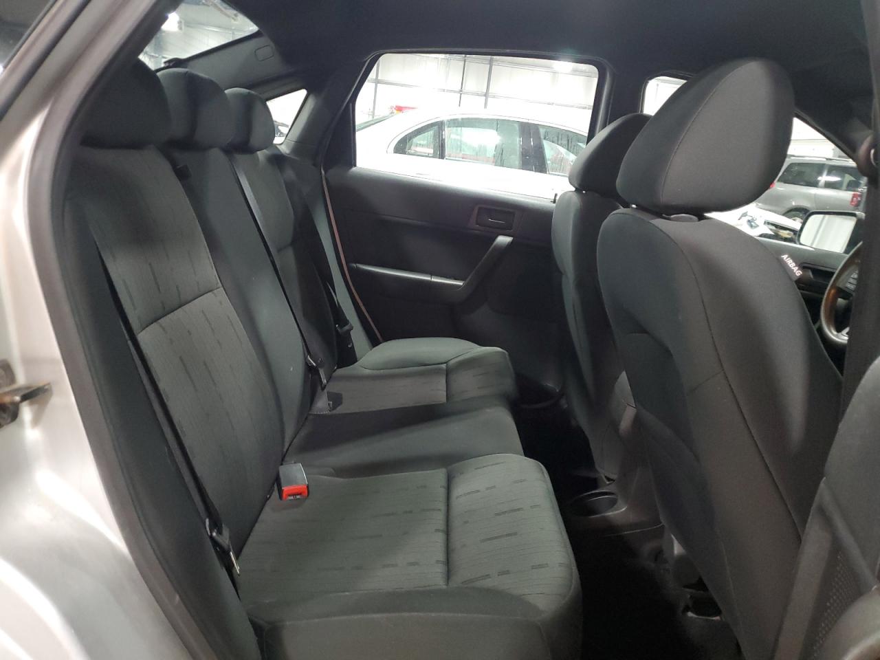 2010 Ford Focus - Image 10