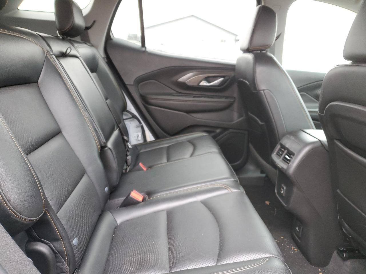 2020 GMC Terrain - Image 10