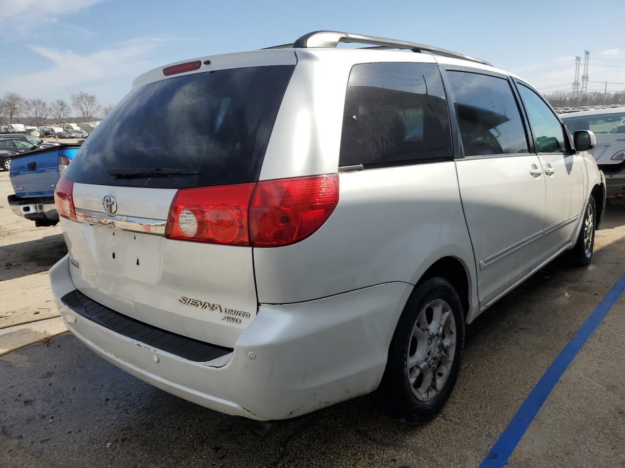 2006 Toyota Sienna - Image 3