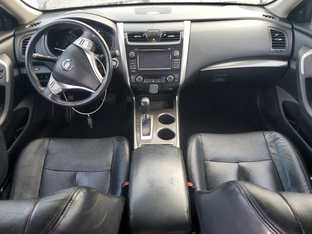 2015 Nissan Altima - Image 8