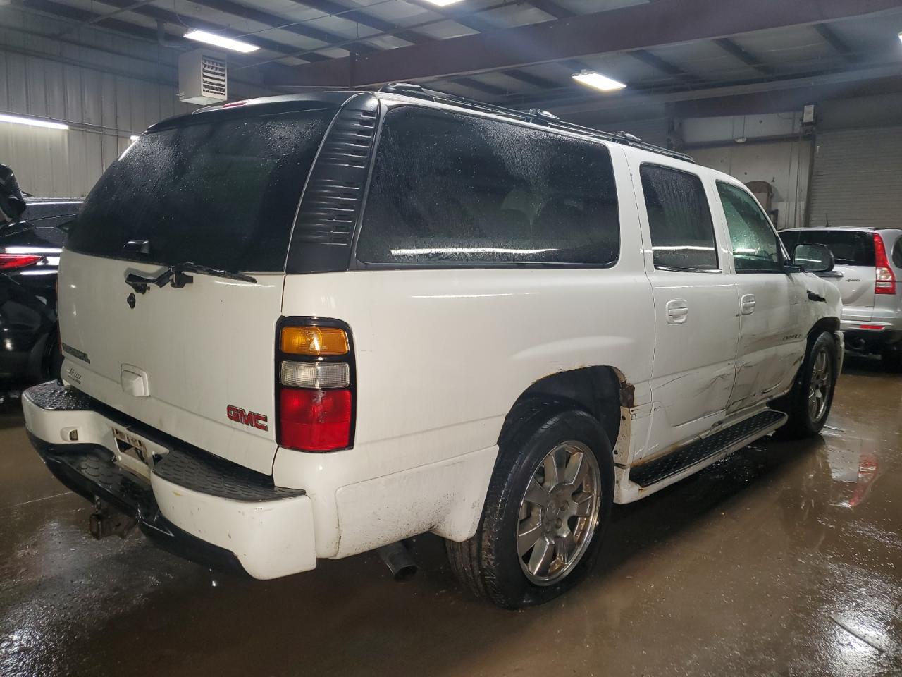 2006 GMC Yukon - Image 3