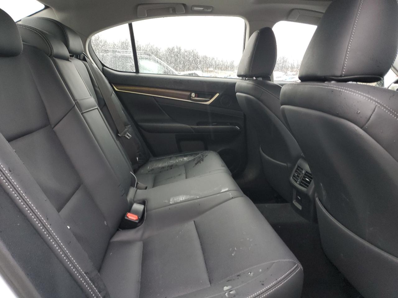 2015 Lexus GS - Image 10