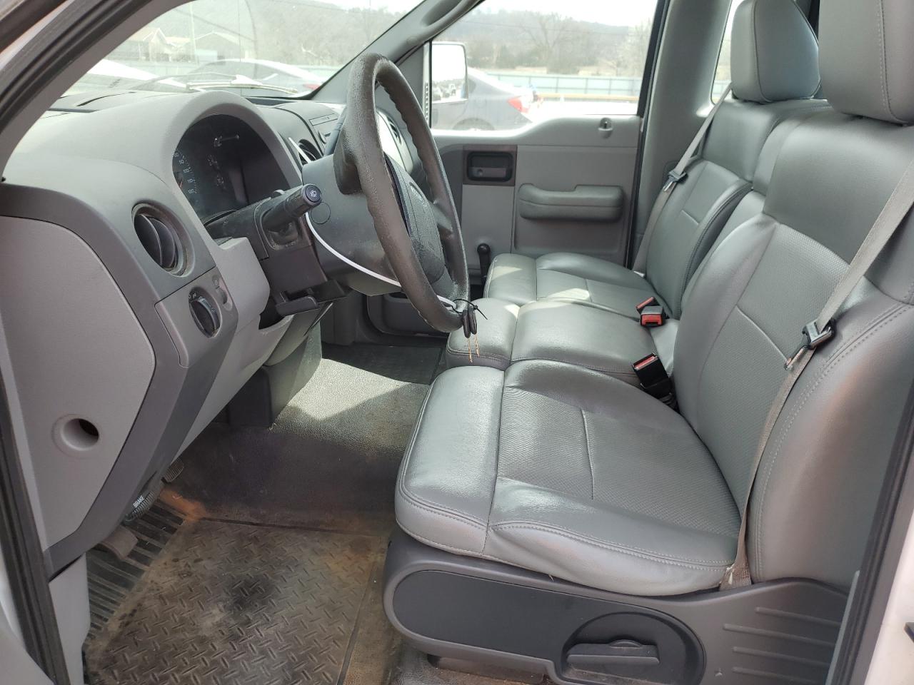 2005 Ford F-150 - Image 7