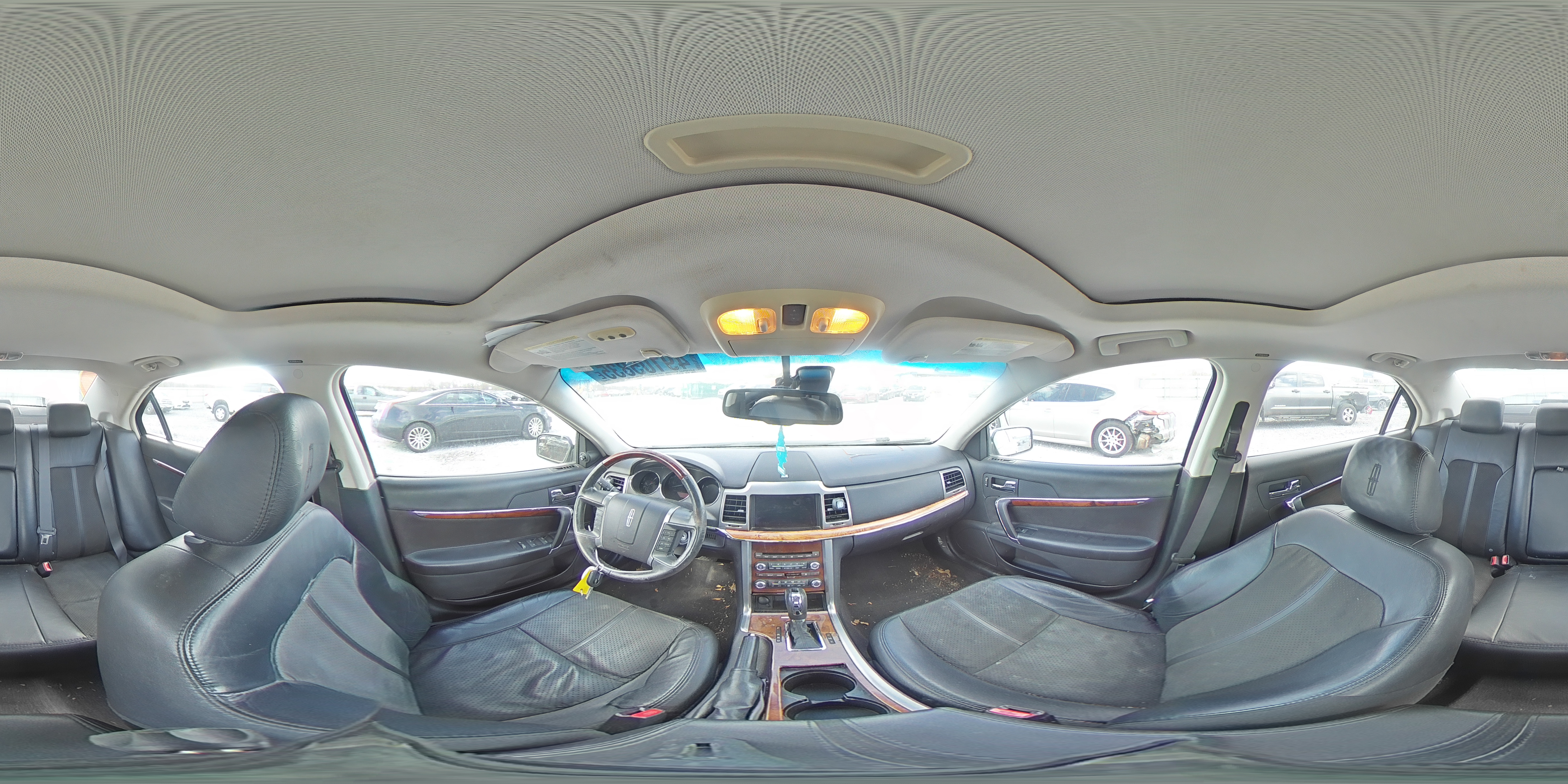 2010 Lincoln MKZ - Image 12