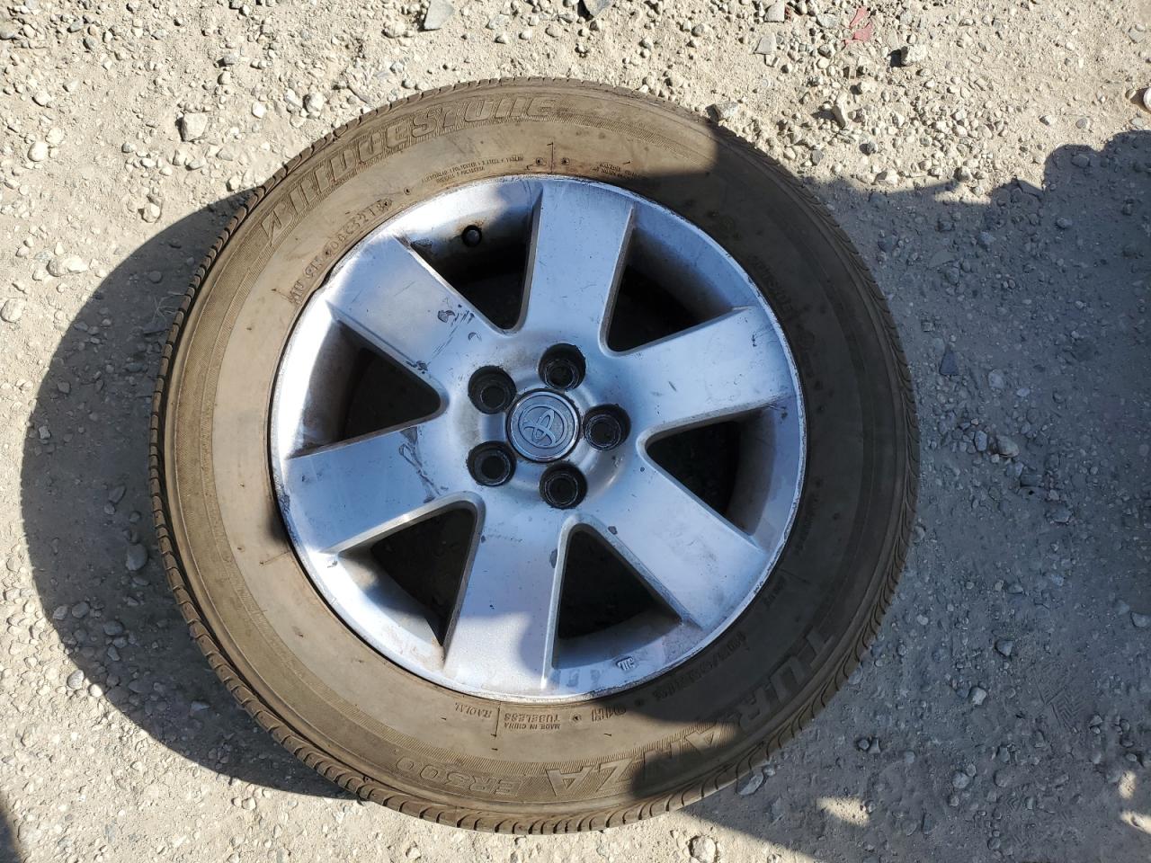 2005 Toyota Corolla - Image 12
