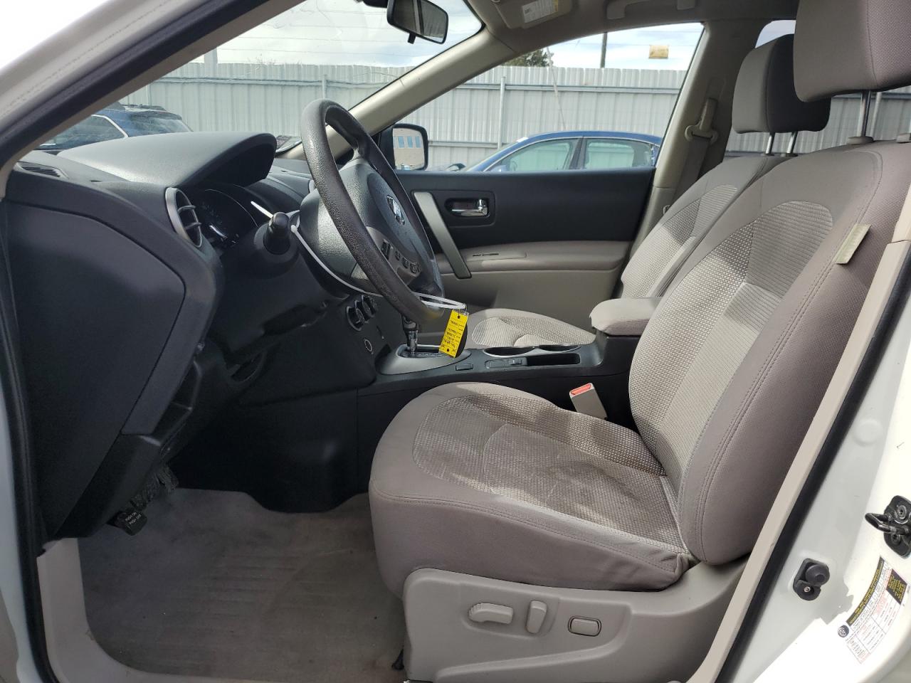 2013 Nissan Rogue - Image 7