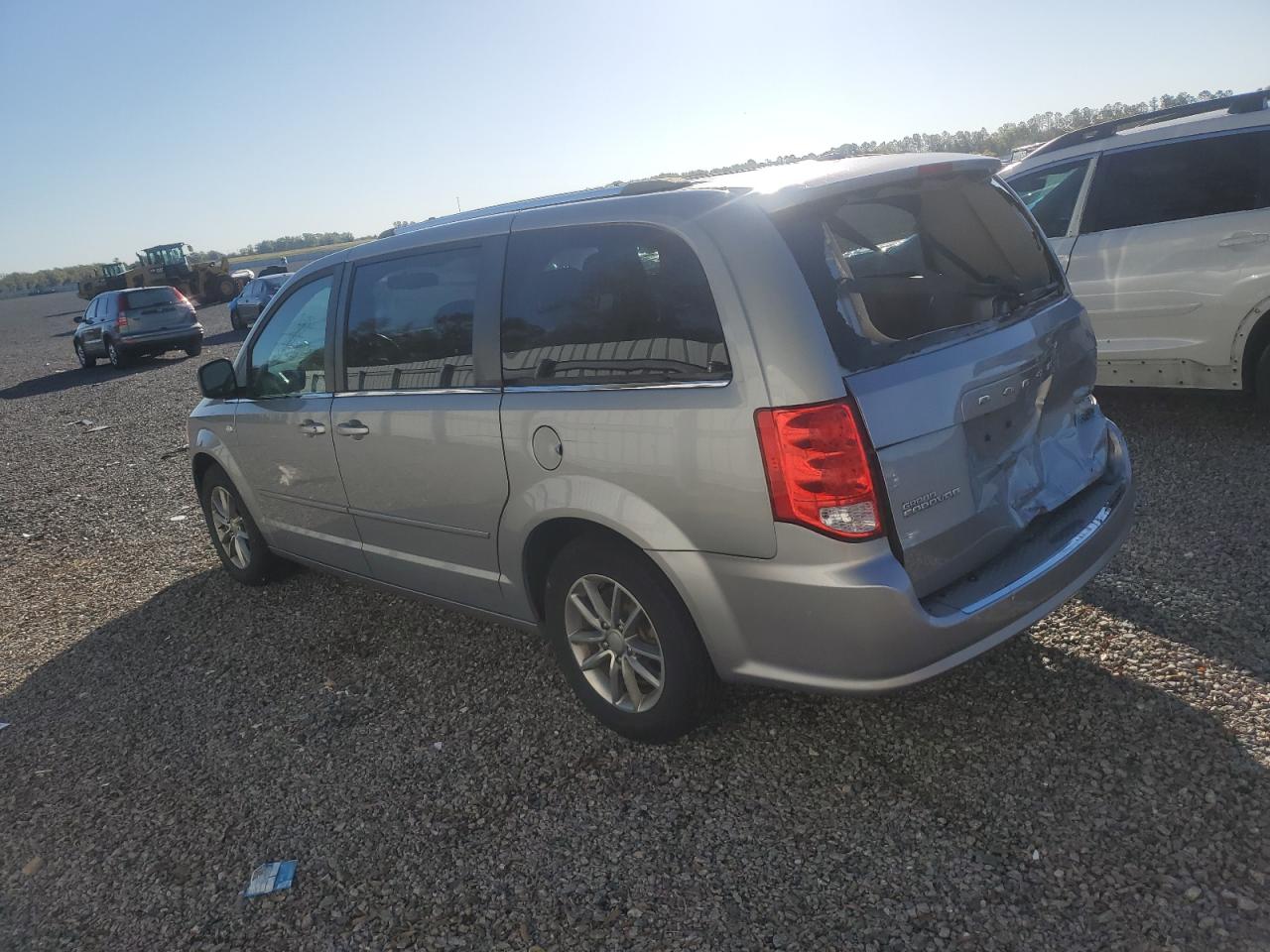 2014 Dodge Caravan - Image 2